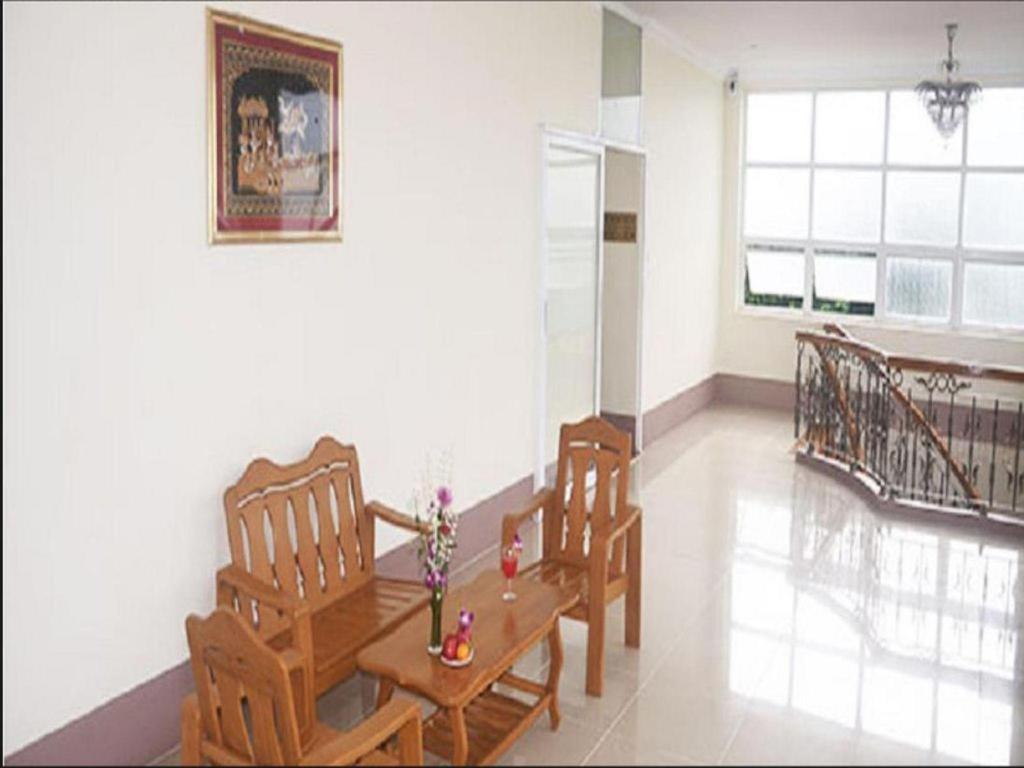 Diamond Crown Hotel Dawei Exterior photo