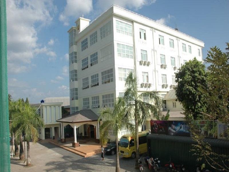 Diamond Crown Hotel Dawei Exterior photo